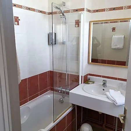 Chateau Blanchard Otel Chazelles-sur-Lyon